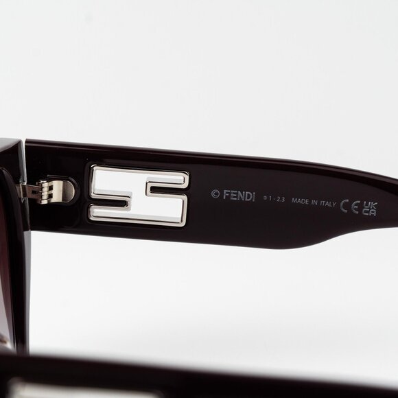 Fendi BAGUETTE Men Sunglasses Square Matte Brown Gradient Bordeaux  FE40124F 81T - Picture 8 of 12